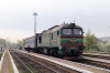 UZ 2M62-0909b departs Chernivtsi Pivnichna (North) with 968 0830 Chernivtsi - Sokriany; still pissing fuel out!