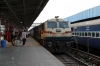 BGKT WDG4 12417 about to depart Jaipur Jn with a late 12404 1520 Jaipur Jn - Allahabad Jn