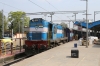 ET WDM3A 16220 at Jabalpur Jn after arriving with 12190 1605 (P) Hazrat Nizamuddin - Jabalpur Jn