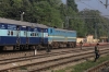 TKD WAG7 27355 waits to depart Prayag Jn with 11107 2040 (P) Gwalior Jn - Varanasi Jn; it had been worked to Allahabad Jn by off-link JHS WDG4D 70572