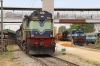 KJM WDM3A's 16586/16294 at Yesvantpur Jn after arrival with 12252 0800 (P) Korba - Yesvantpur while GTL WDG3A's 14576/13393 are used to shunt a set of stock into the station