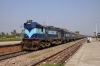 KGP WDM3A 16424 at Tilaiya after arrival with 53232 0750 Danapur - Tilaiya passenger