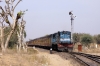 SIKR outbased YDM4 6694 arrives into Lachhmangarh Sikar with 02096 1030 Churu - Sikar