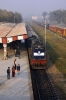 GD WDM3A 16712 arrives into Gomtinagar with 55050 0515 Lucknow Jct - Gonda Jct