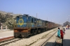 IZN YDM4 6686 at Bhojipura Jct with 52204 0645 Tanakpur - Izatnagar