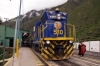 Peru Rail GM G22 #510 waits at Ollantaytambo with train 33 0742 Cusco Poroy - Machu Picchu (Expedition)