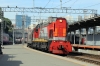 RZD TEM7A-0485 brings the stock into Vladivostok to form 351EA 1720 Vladivostok - Sovetskaya Gavan Sort