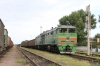 UZ 2TE10M-2832a/b at Artysz with a freight